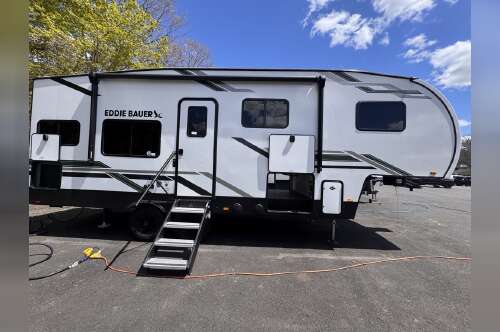 2025 Heartland EDDIE BAUER 2500RK in williamsburg MA