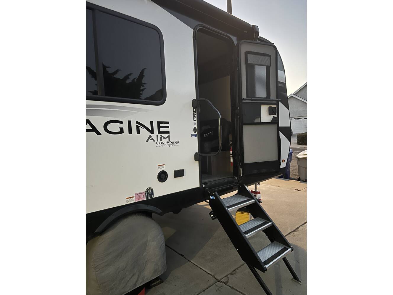 A photo of this 2023 Grand Design IMAGINE AIM 15RB