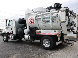 2014 FREIGHTLINER 108 SD w/VACTOR Mfg. HXX Prodigy® HYDRO & DRY VACUUM EXCAVATOR 