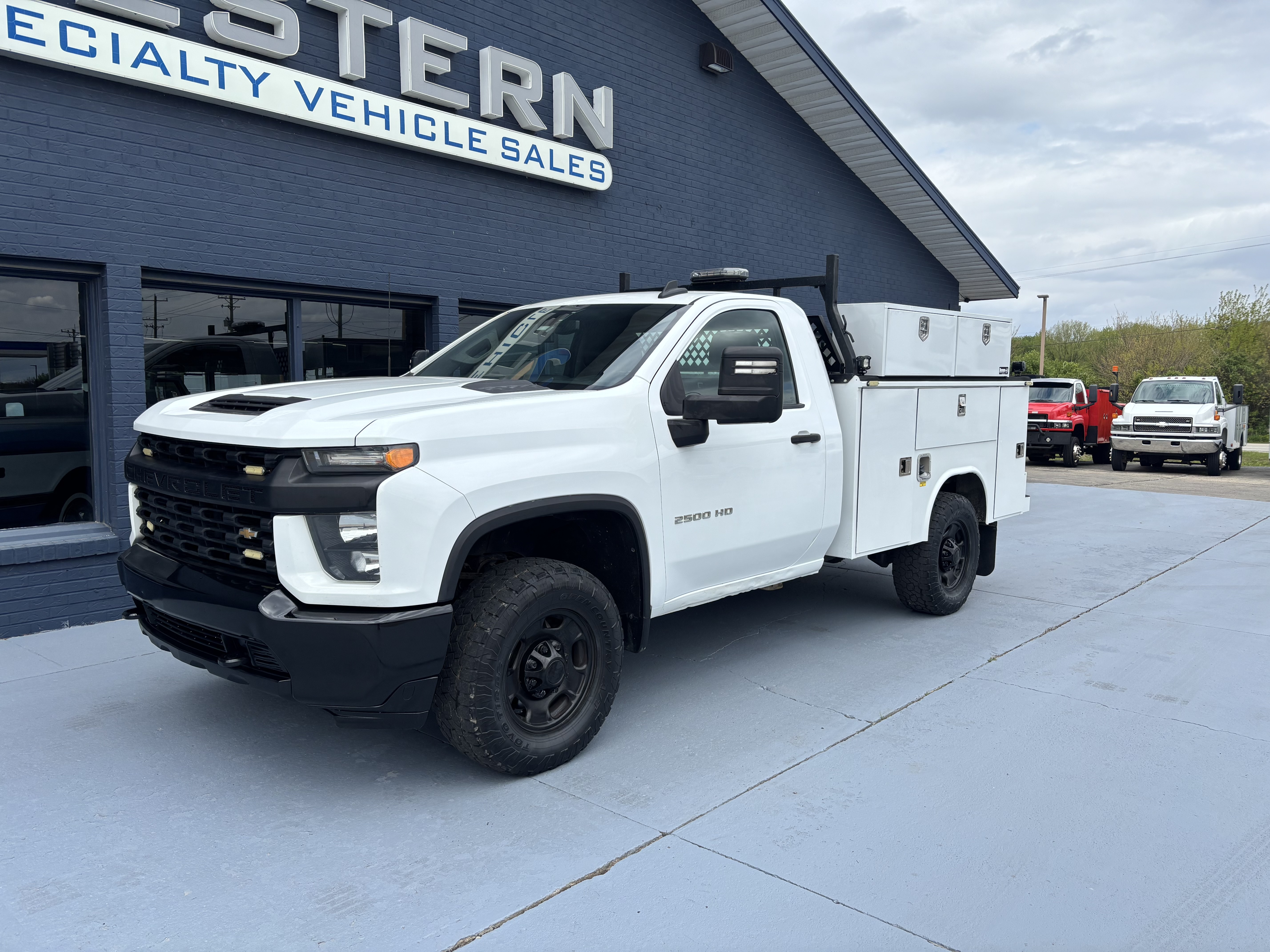 2020 CHEVROLET SILVERADO in Braidwood, IL