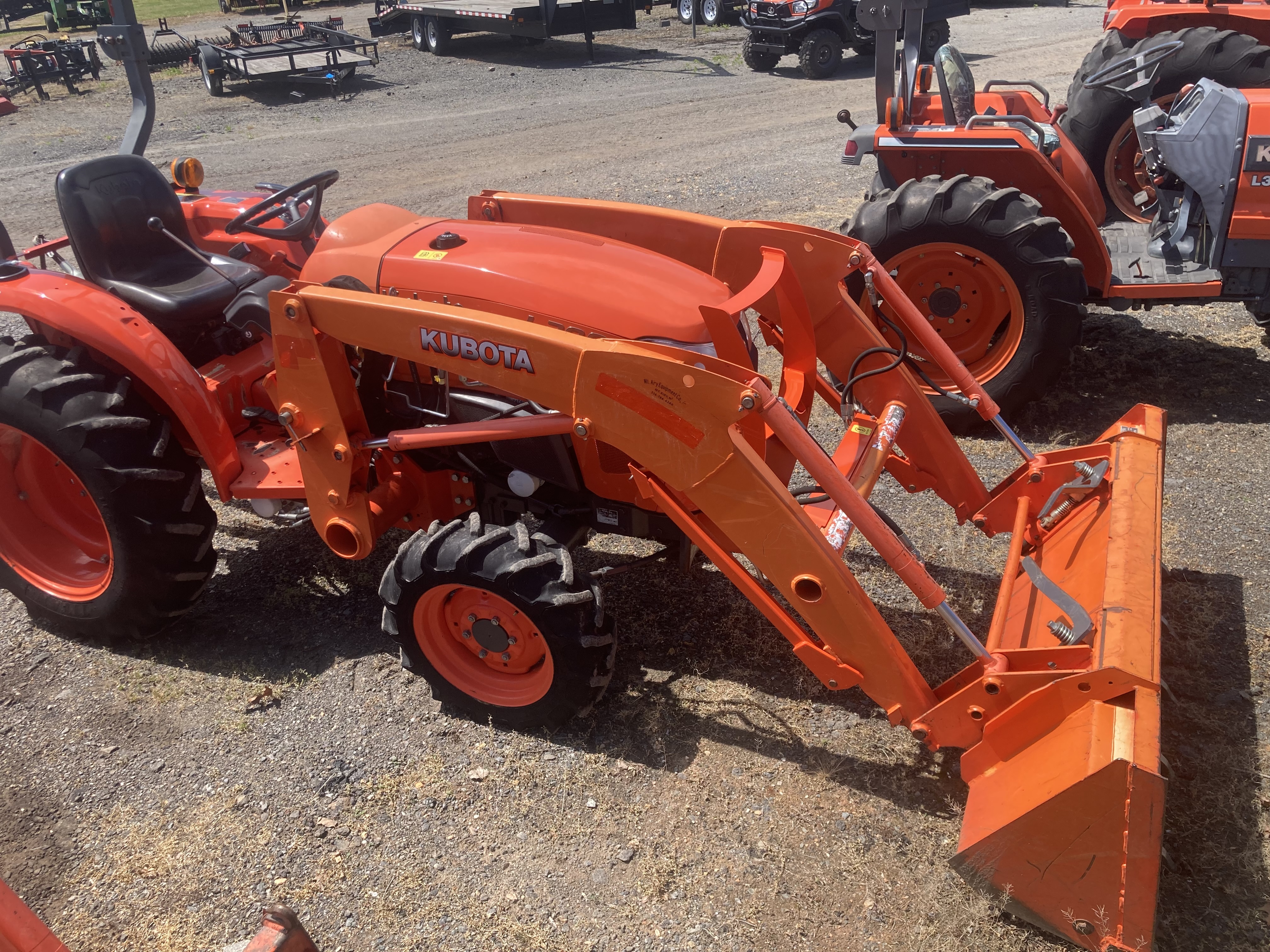 2014 KUBOTA L3901HST in Mt. Airy, NC