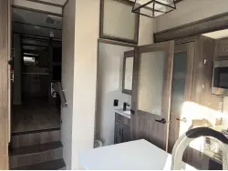 2022 GRAND DESIGN SOLITUDE 380FL