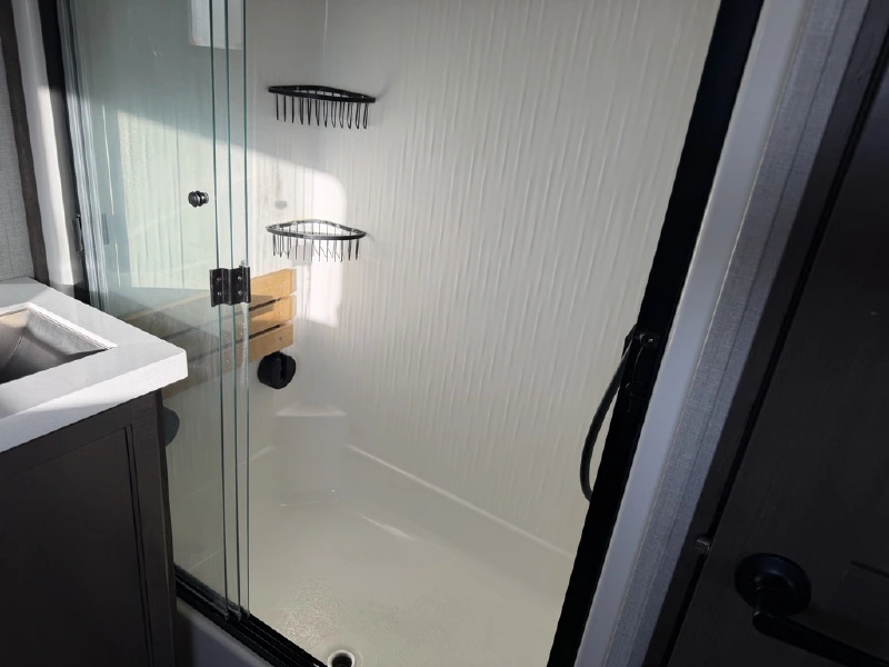 2022 GRAND DESIGN SOLITUDE 380FL