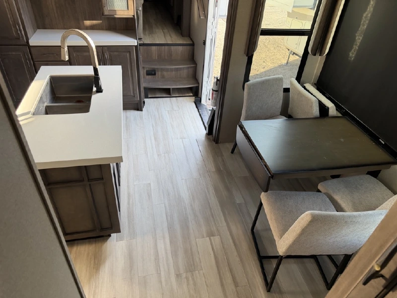 2022 GRAND DESIGN SOLITUDE 380FL