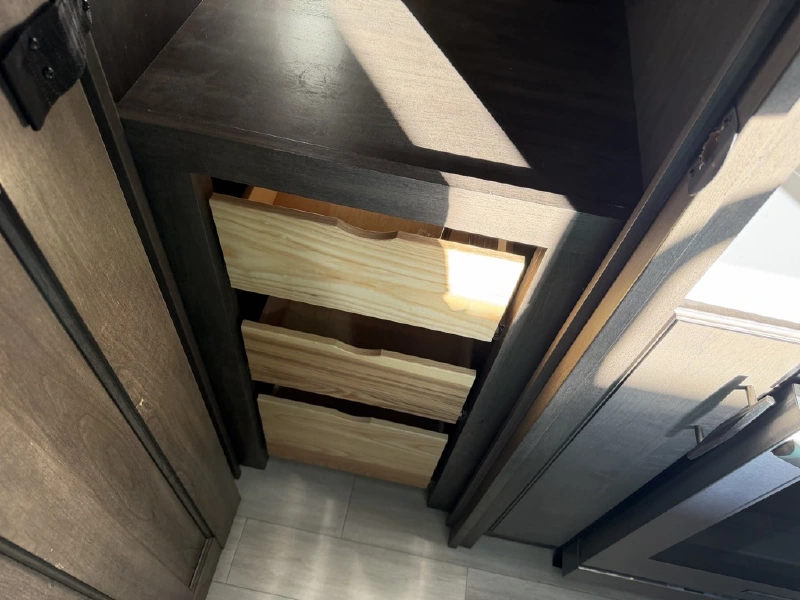 2022 GRAND DESIGN SOLITUDE 380FL