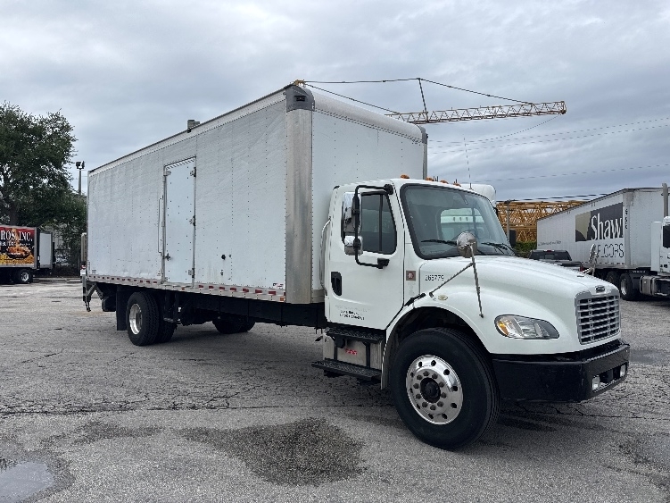 2019 FREIGHTLINER BUSINESS CLASS M2 106 in Pompano Beach, FL