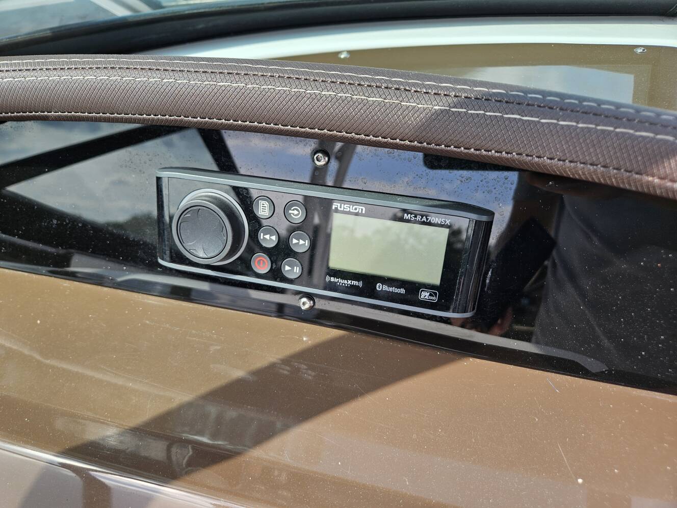 A photo of this 2020 Monterey M-225