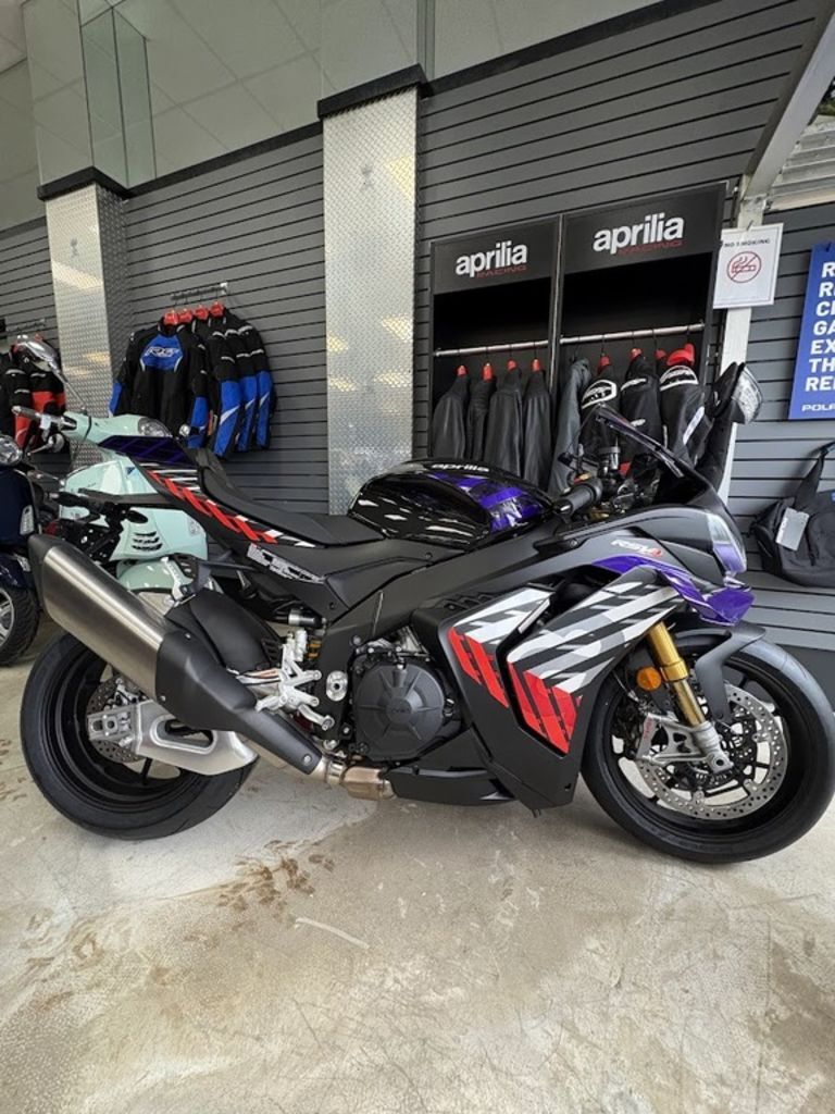 2027 Aprilia® RSV4 Factory 1100 FACTORY in Huntington Station, NY