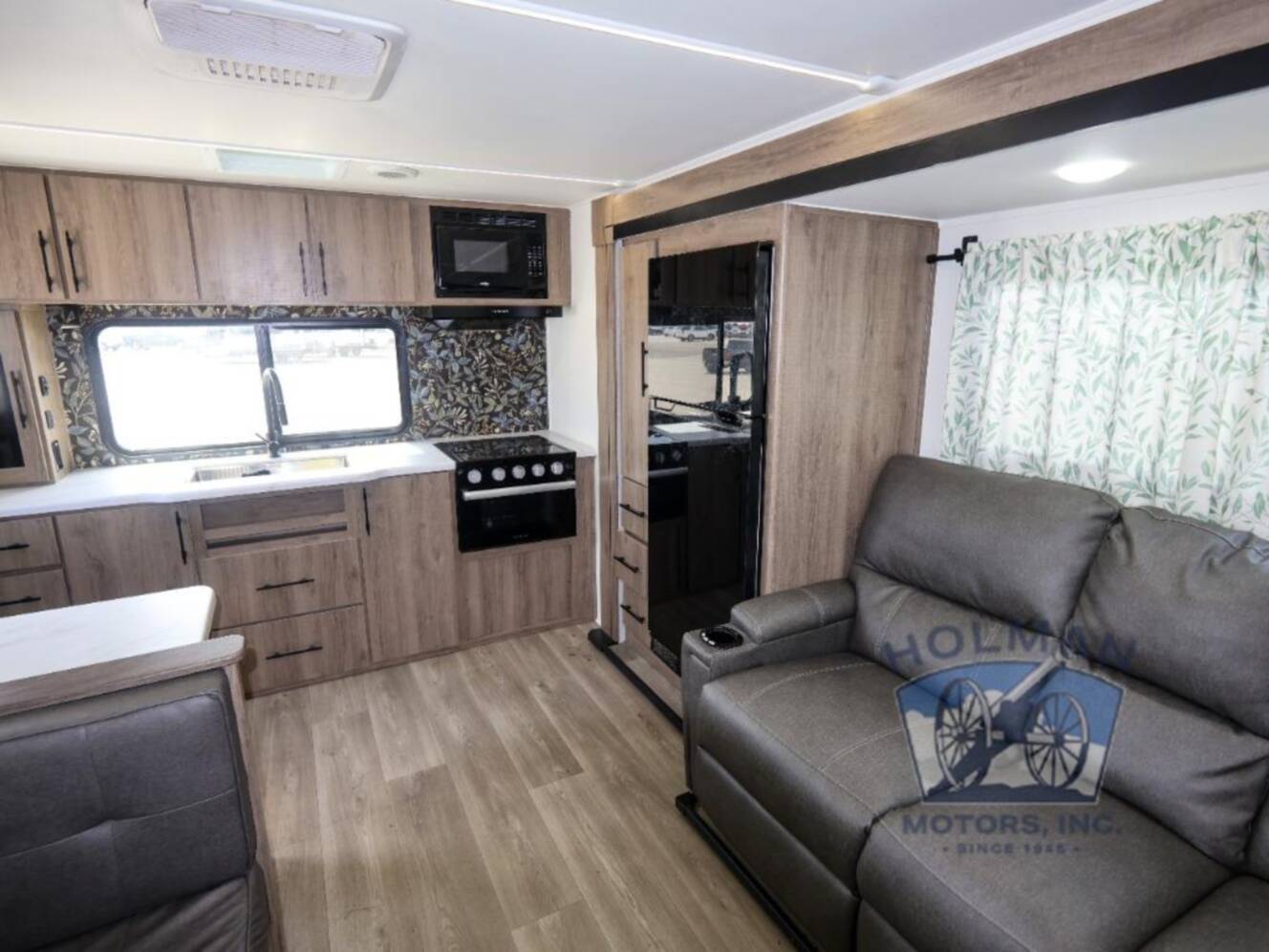 A photo of this 2024 Grand Design Imagine XLS 23LDE