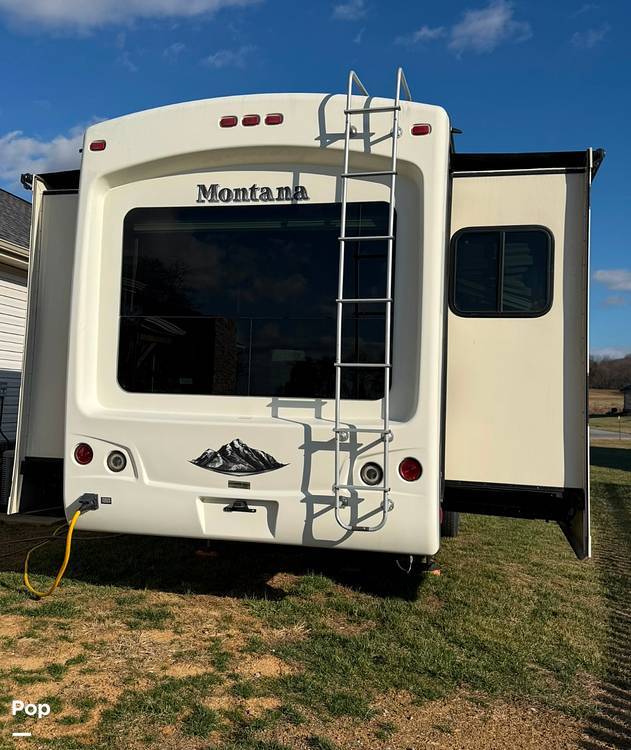 2014 Keystone Montana 3850FL in telford TN