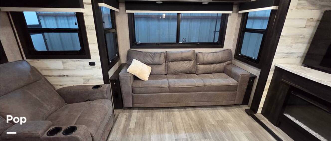 A photo of this 2023 Jayco White Hawk 32RL