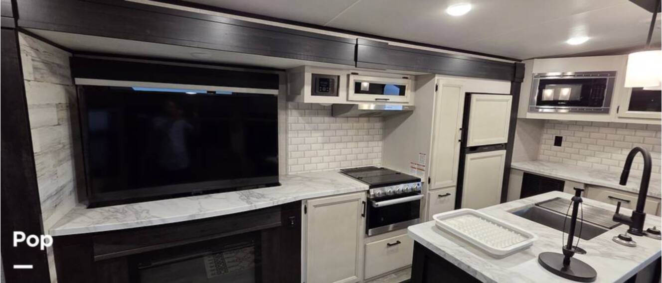 A photo of this 2023 Jayco White Hawk 32RL