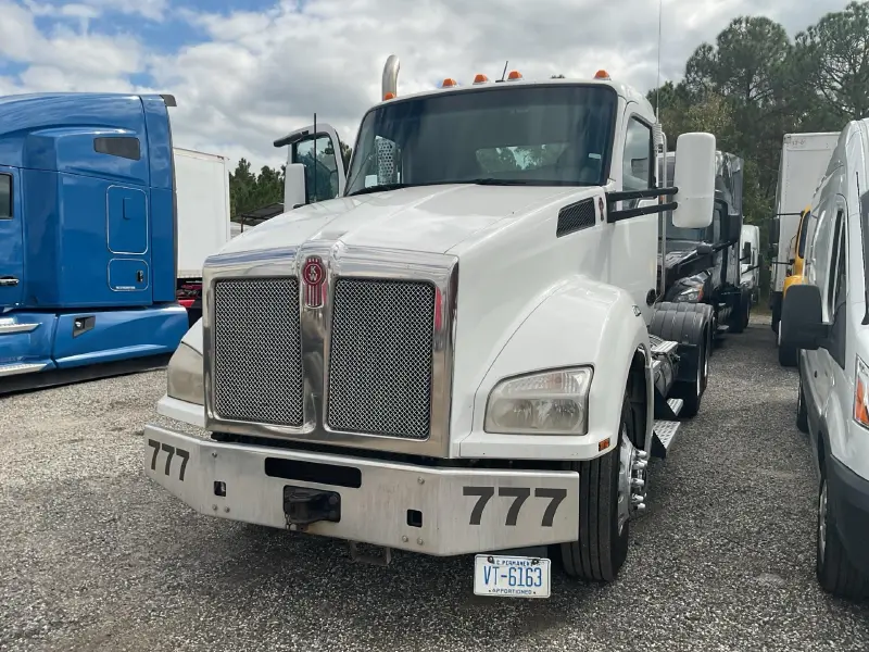 2018 KENWORTH T880