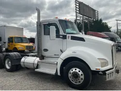 2018 KENWORTH T880