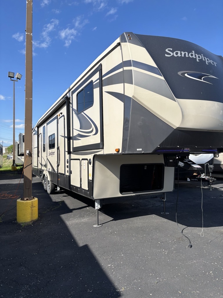 2021 Forest River SANDPIPER 38FKOK RV