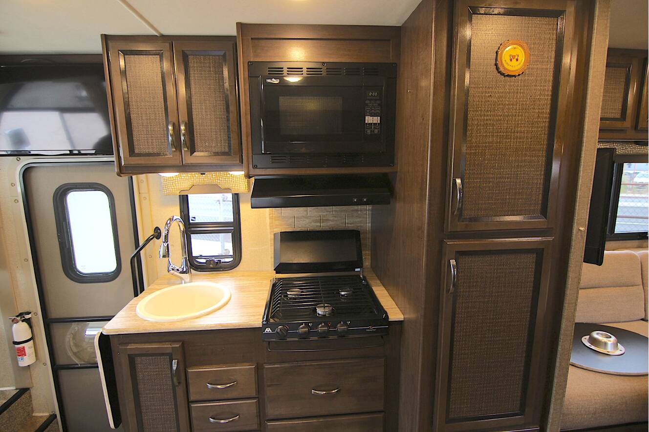 A photo of this 2017 Thor Motor Coach VEGAS 25.5