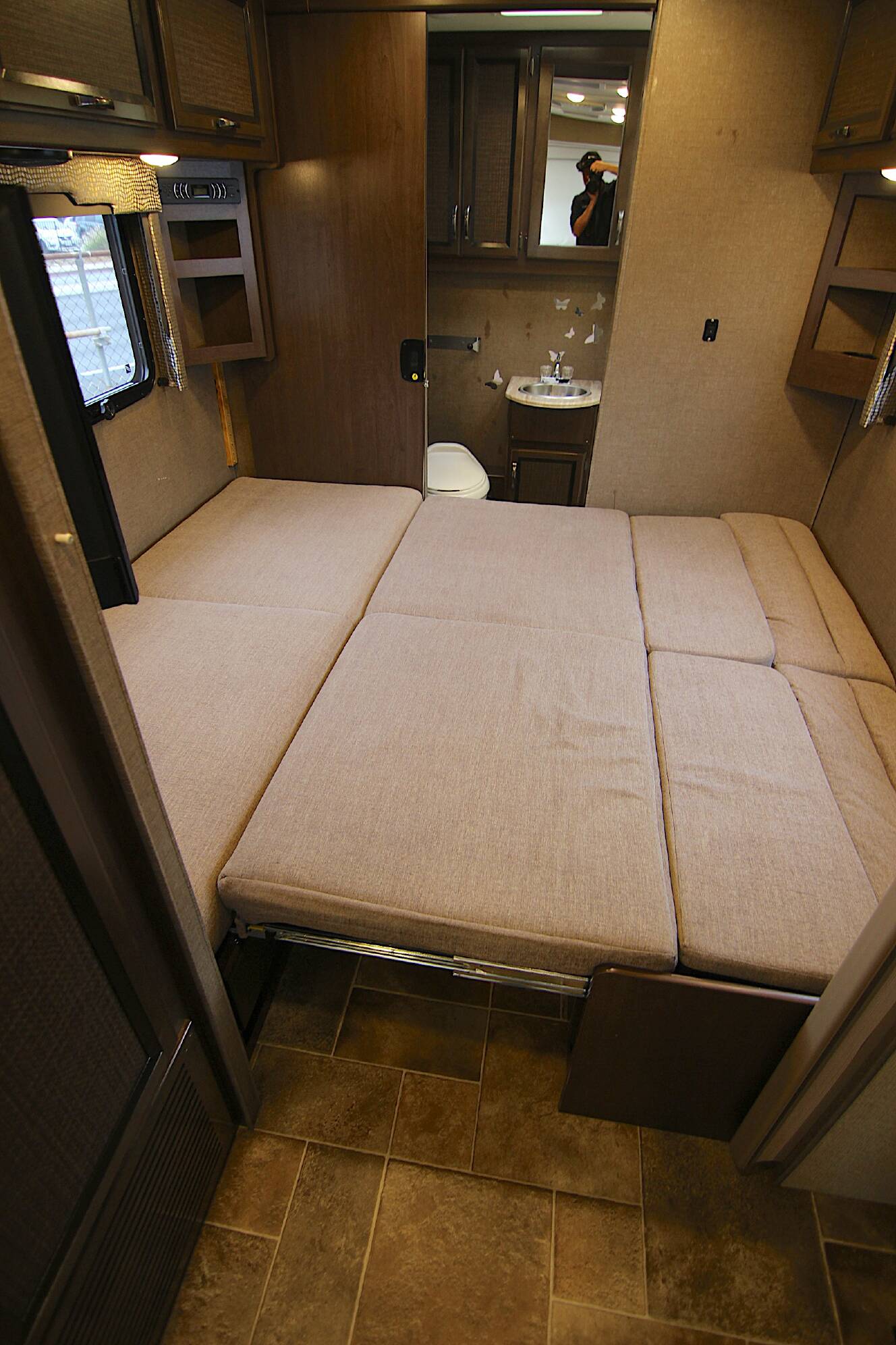 A photo of this 2017 Thor Motor Coach VEGAS 25.5