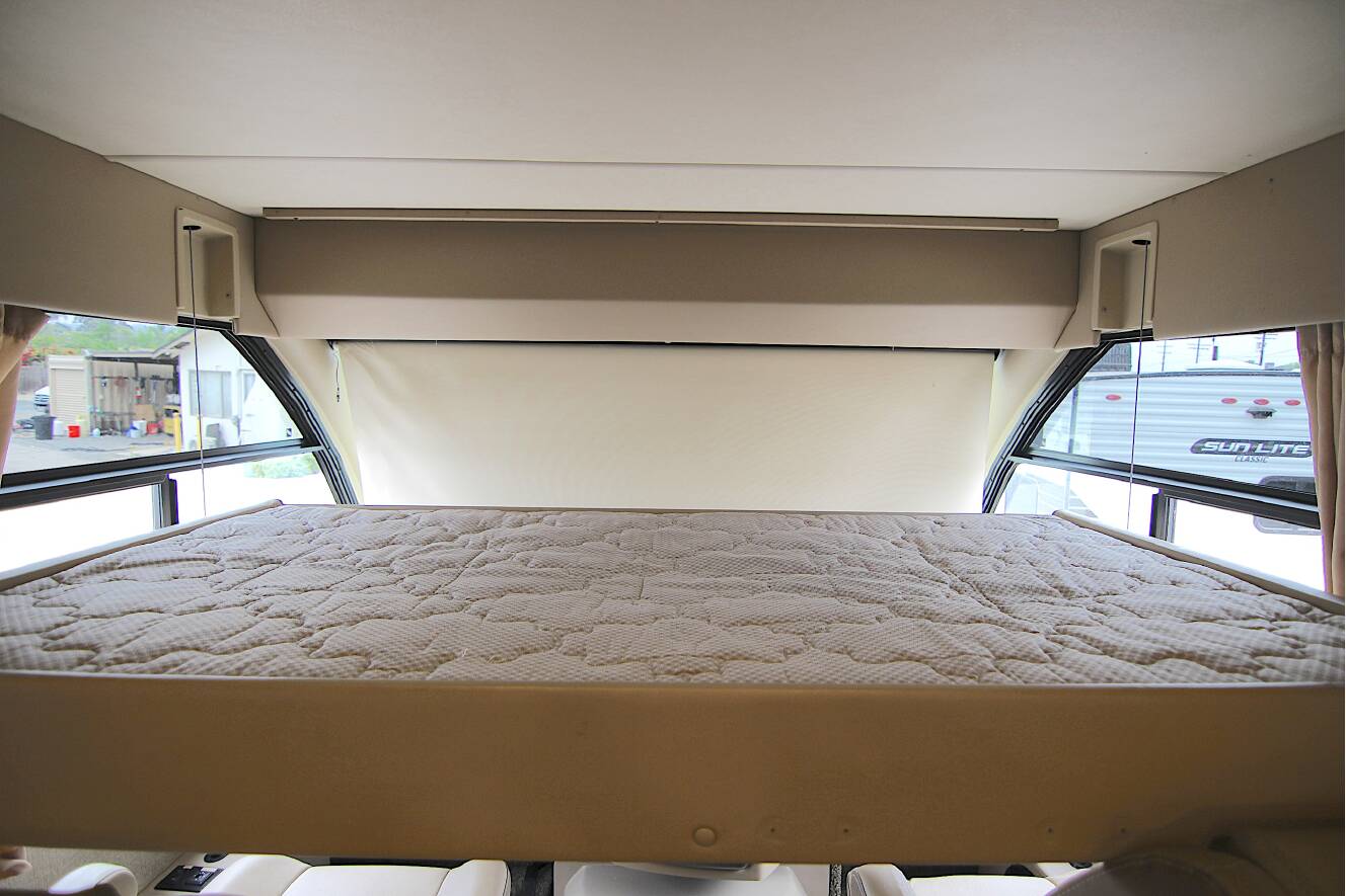 A photo of this 2017 Thor Motor Coach VEGAS 25.5