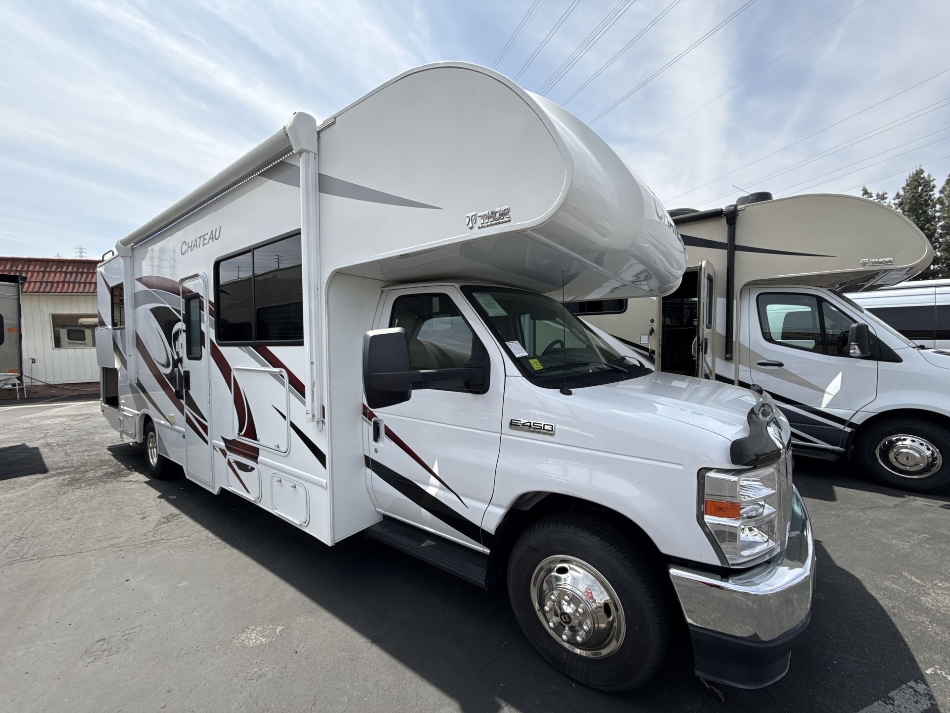 2022 Thor Motor Coach CHATEAU 28Z RV