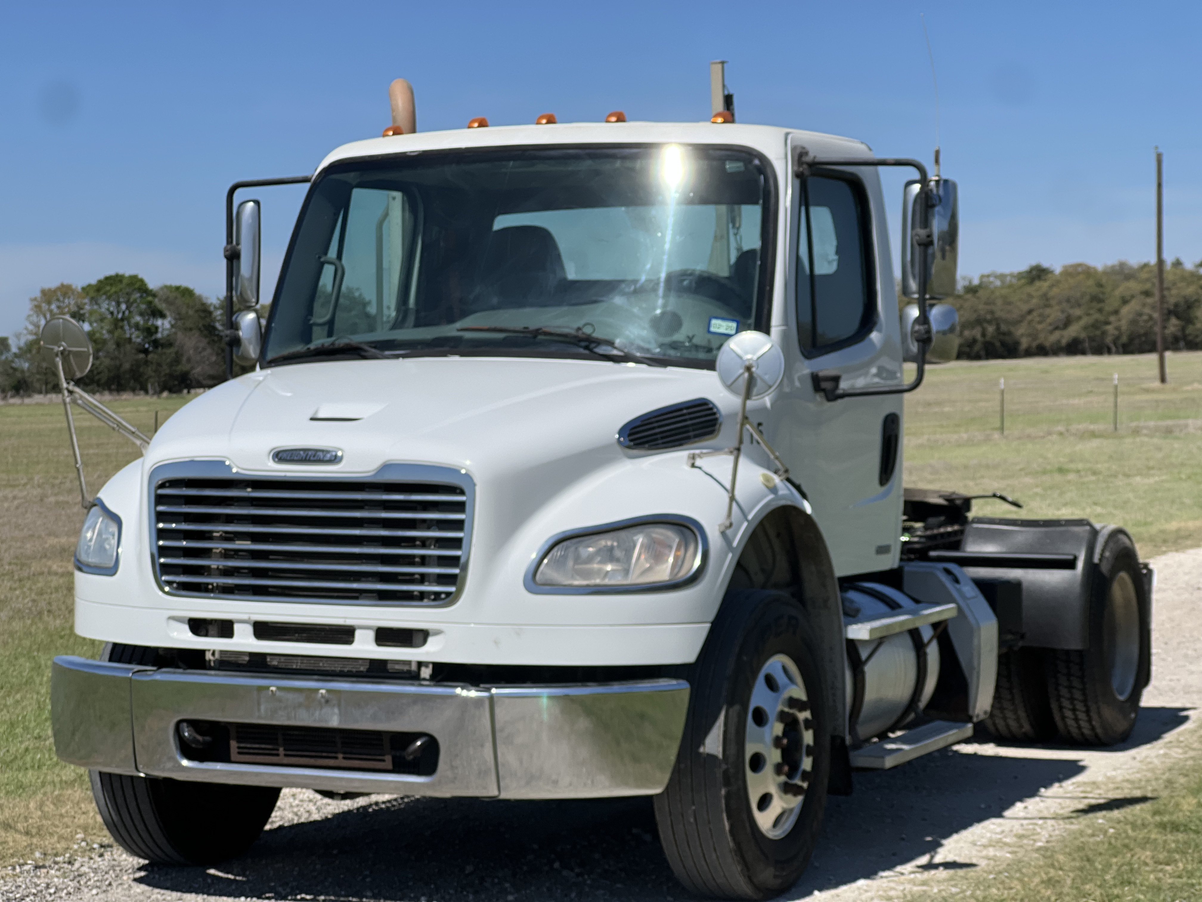 2018 FREIGHTLINER BUSINESS CLASS M2 in Corsicana, TX
