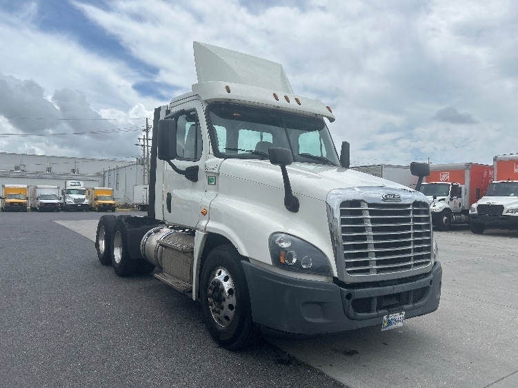 2019 FREIGHTLINER CASCADIA 125 in Hammond, LA