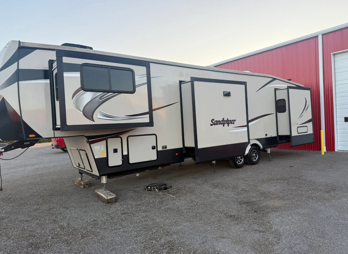 2020 Forest River SANDPIPER 379FLOK RV