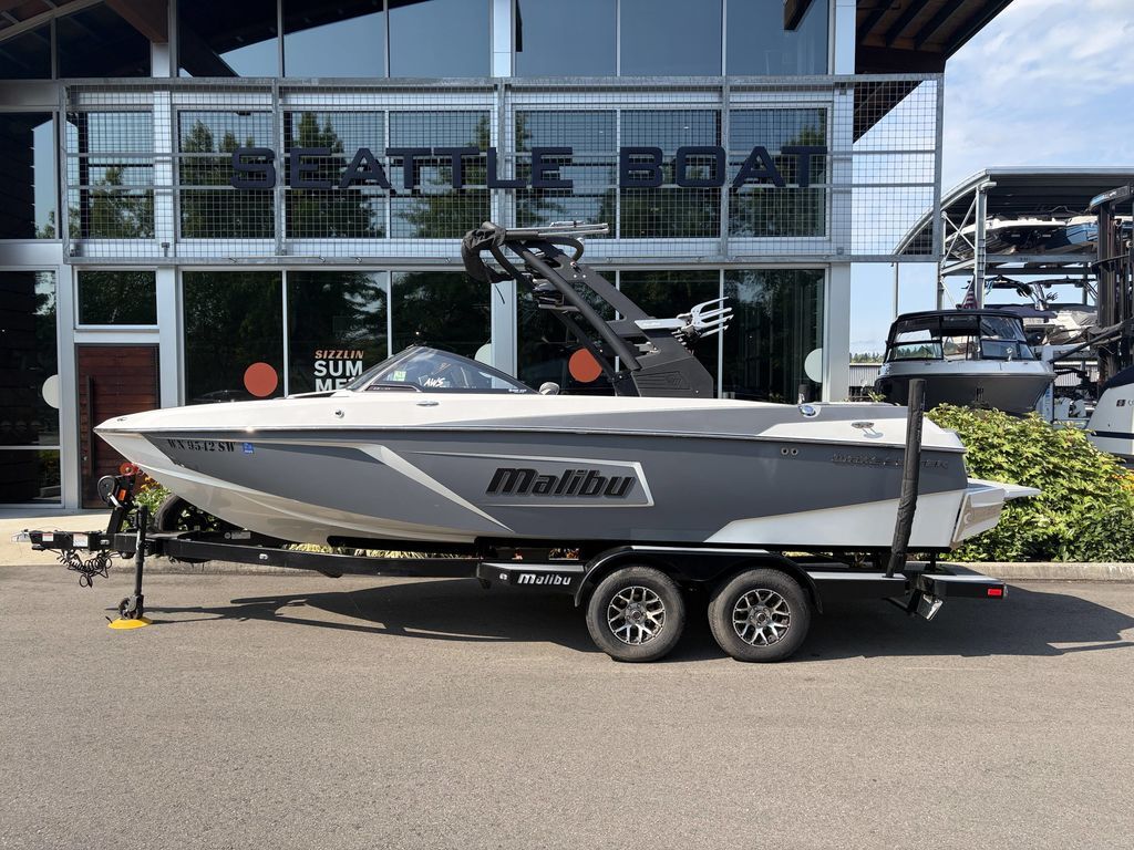 2019 Malibu Boats 22 LSV in bellevue WA