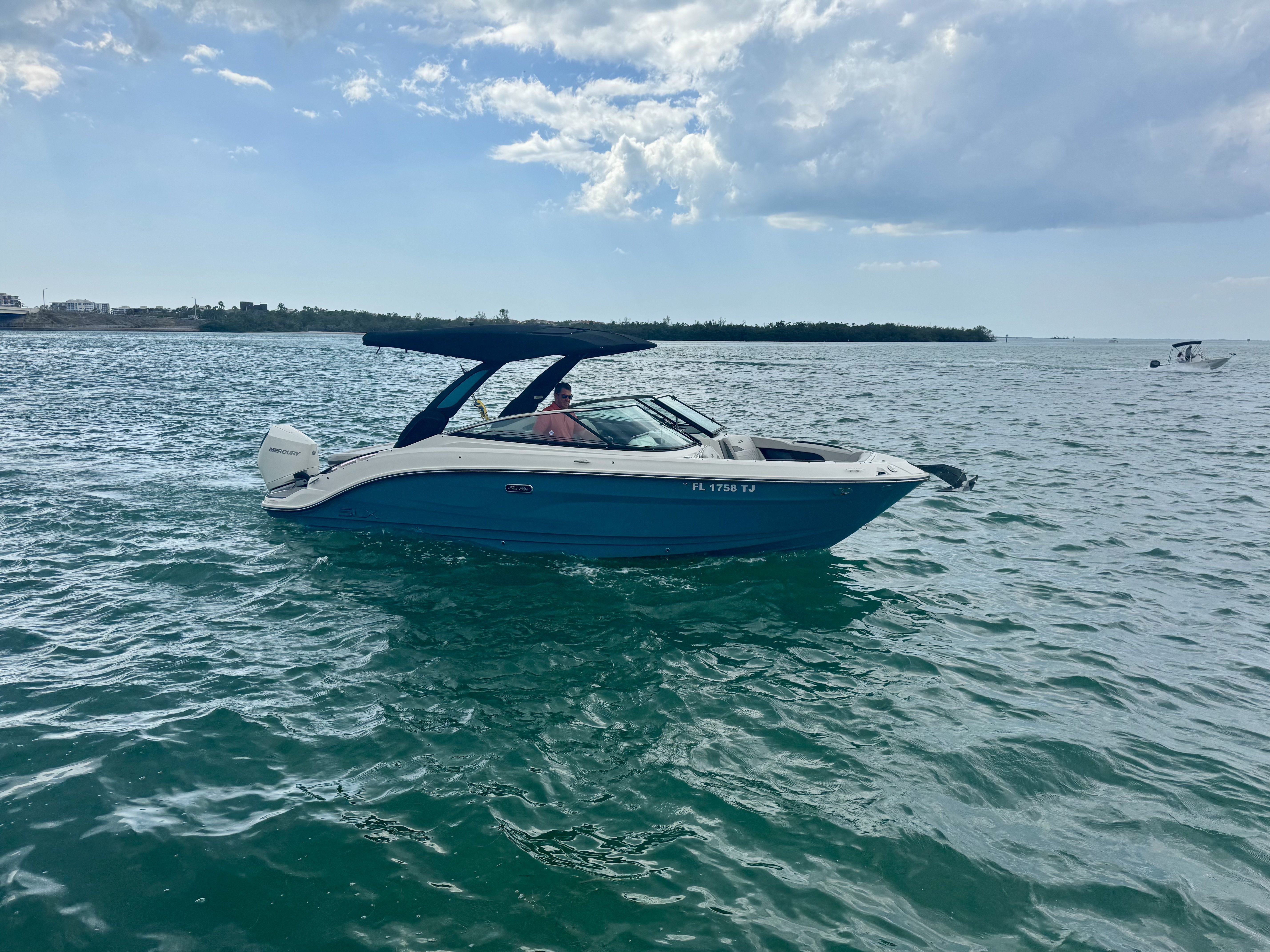 2023 Sea Ray 260 SLX OB W 230 in sarasota FL