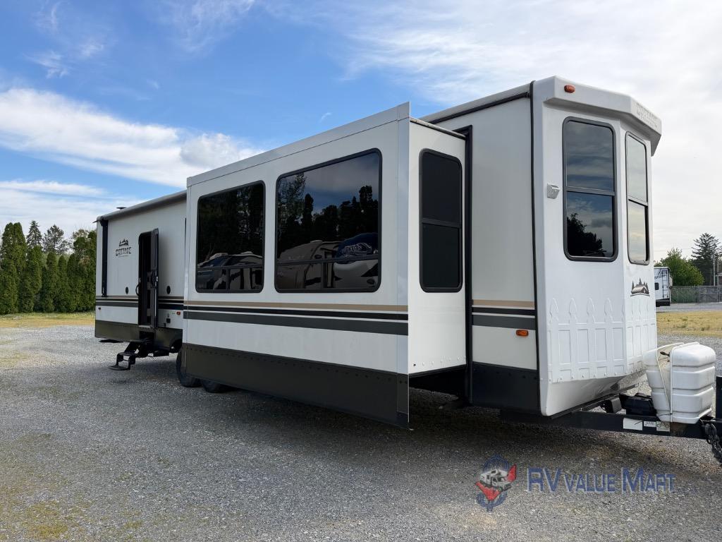 2022 Forest River Rv Cedar Creek Cottage 40CFK2 in willow street PA