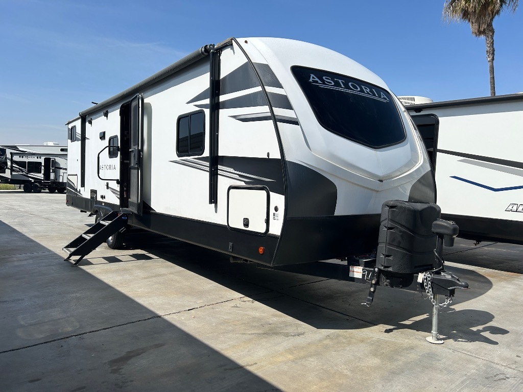 2021 Dutchmen Rv Astoria 2903BH in moreno valley CA