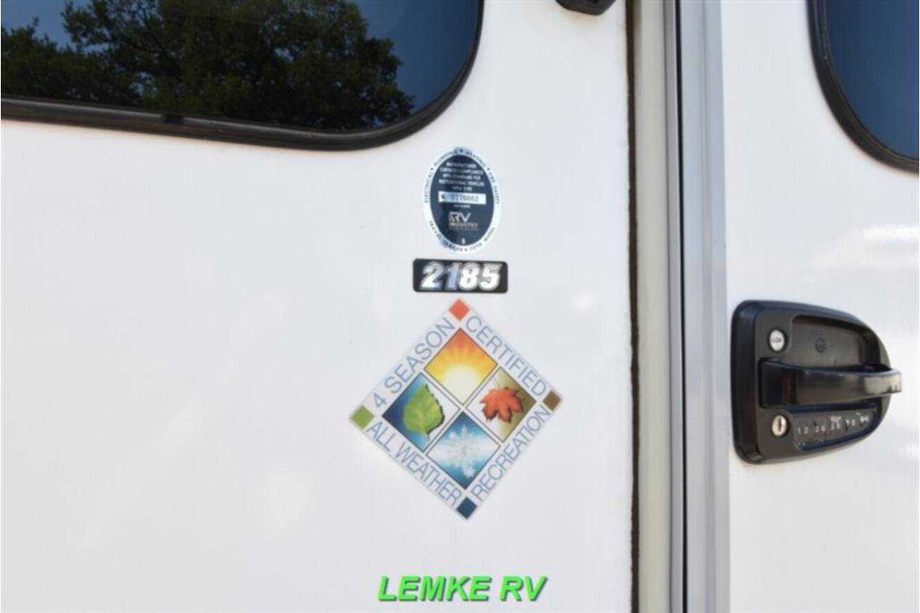 A photo of this 2021 Lance 2185