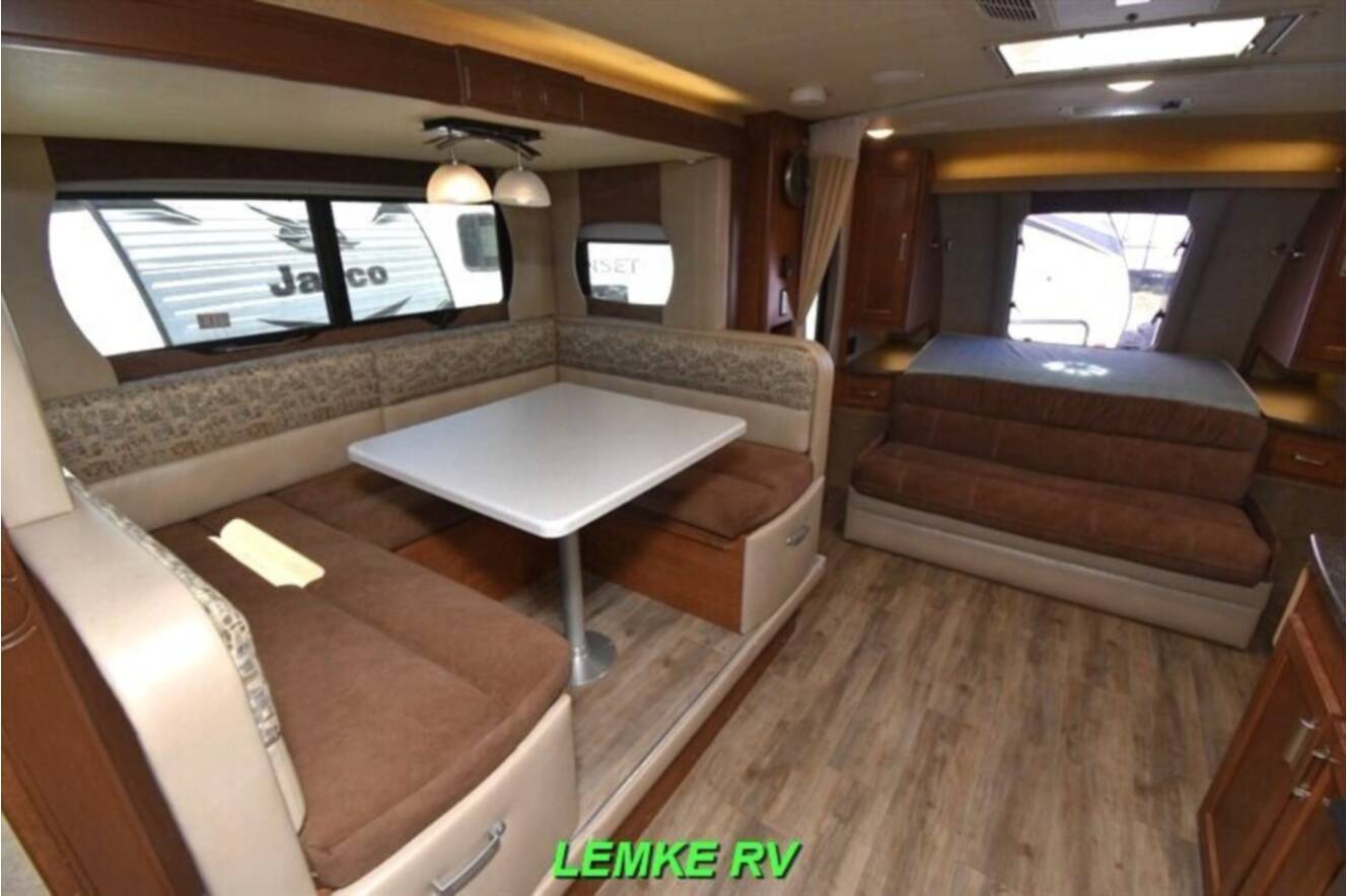 A photo of this 2021 Lance 2185