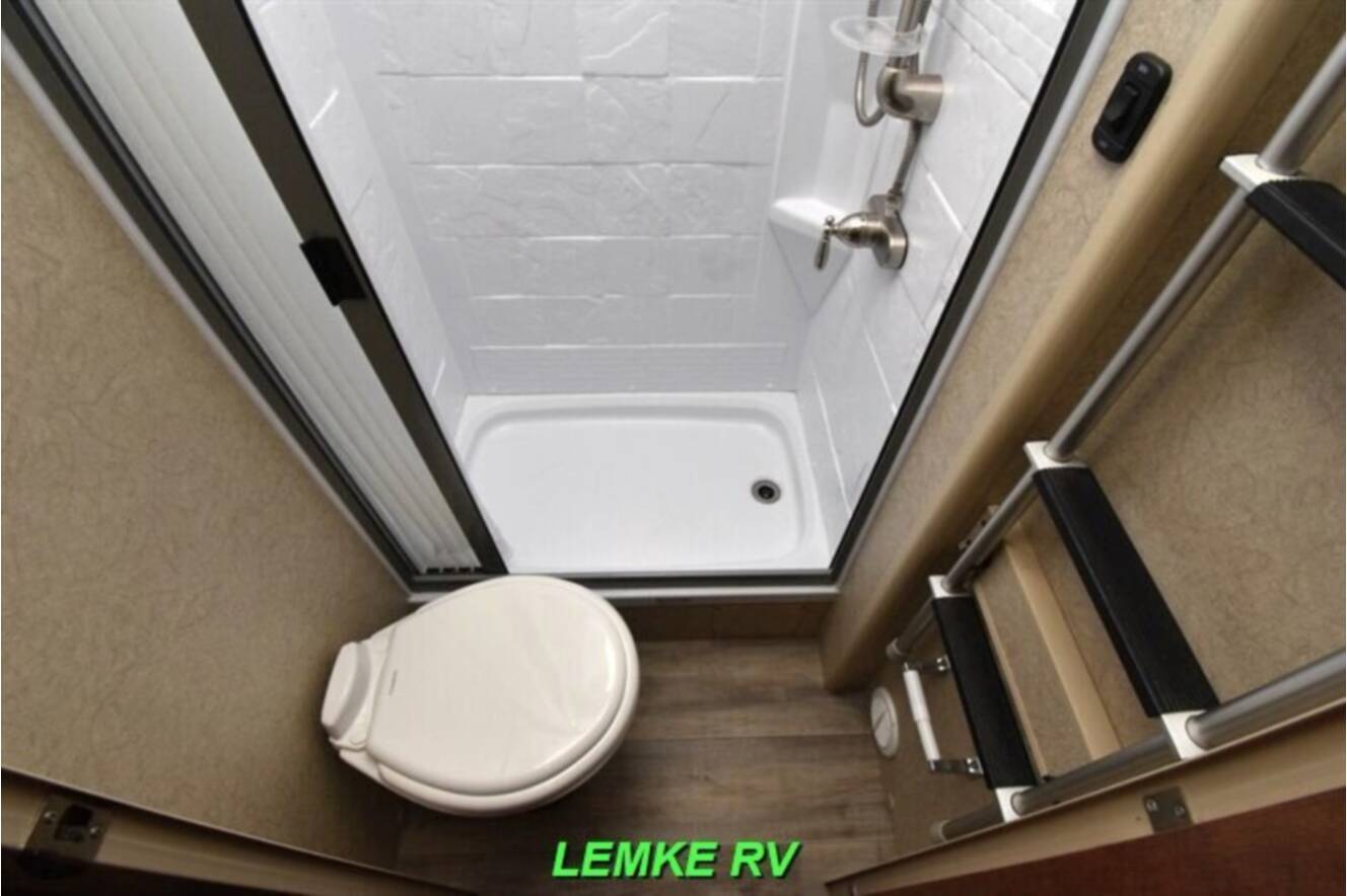 A photo of this 2021 Lance 2185