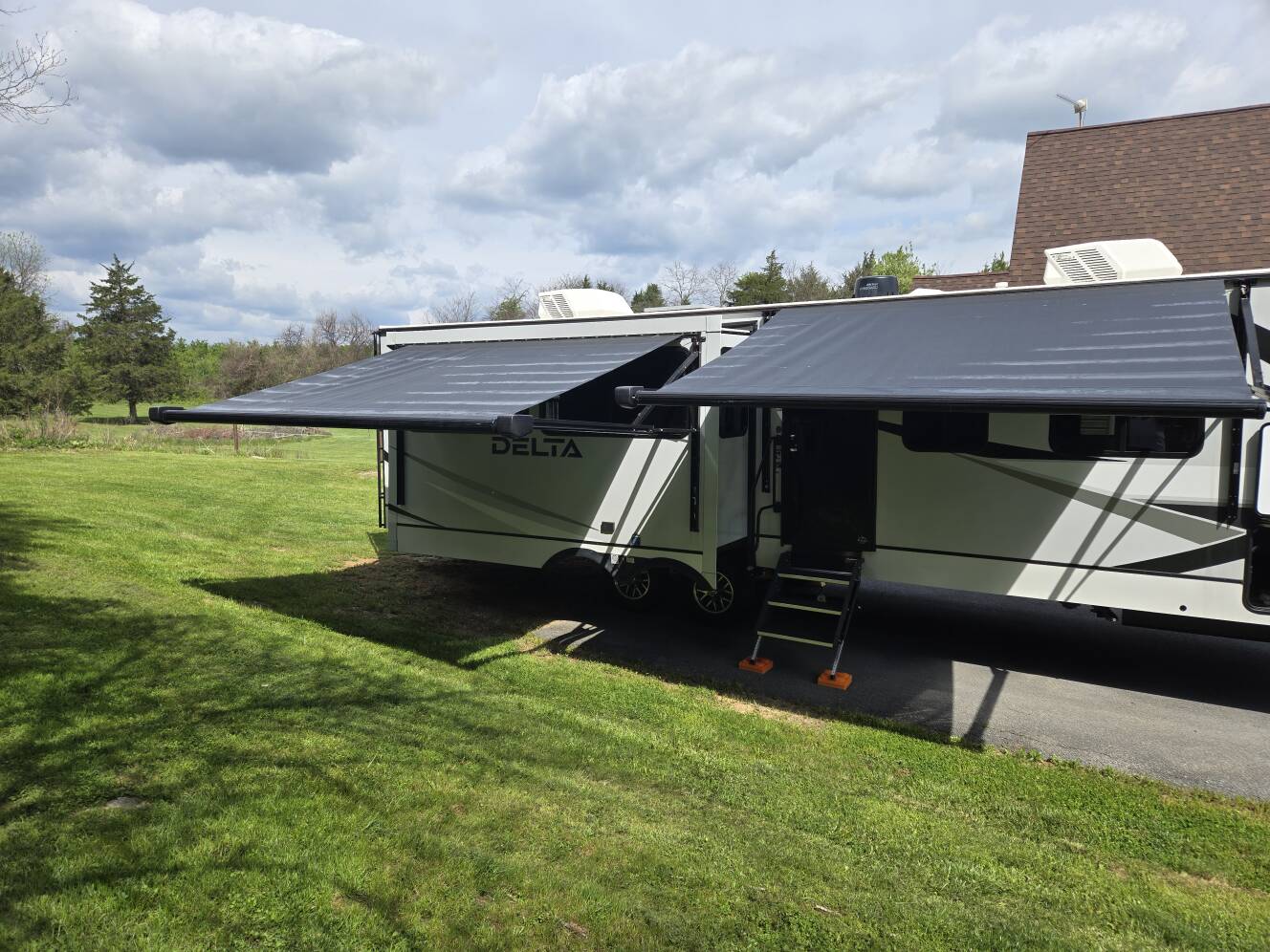 A photo of this 2024 Alliance Rv DELTA 292RL