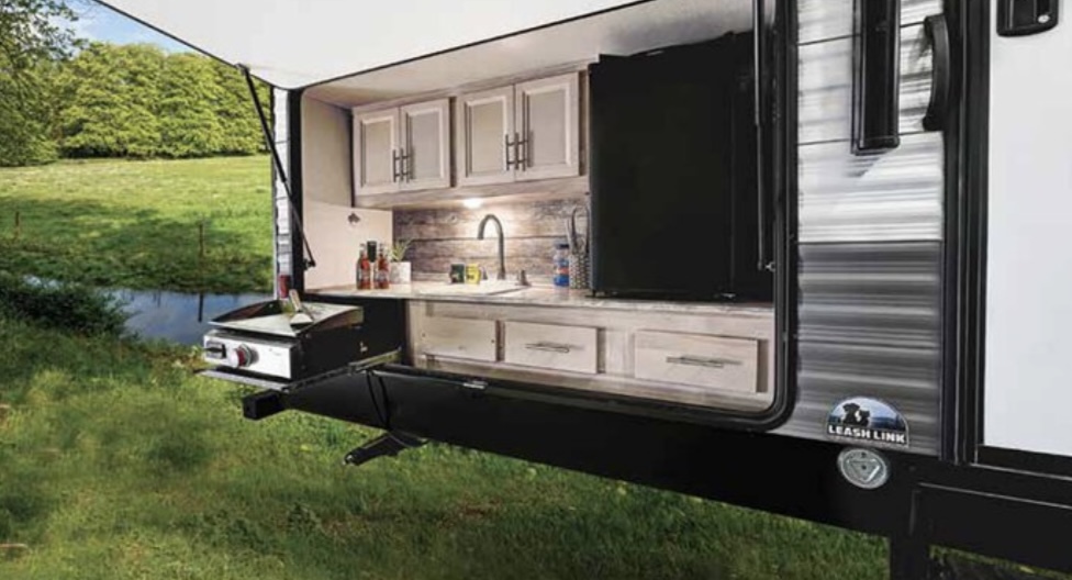 2021 Coachmen CATALINA LEGACY EDITION 323BHDSCK in marysville OH