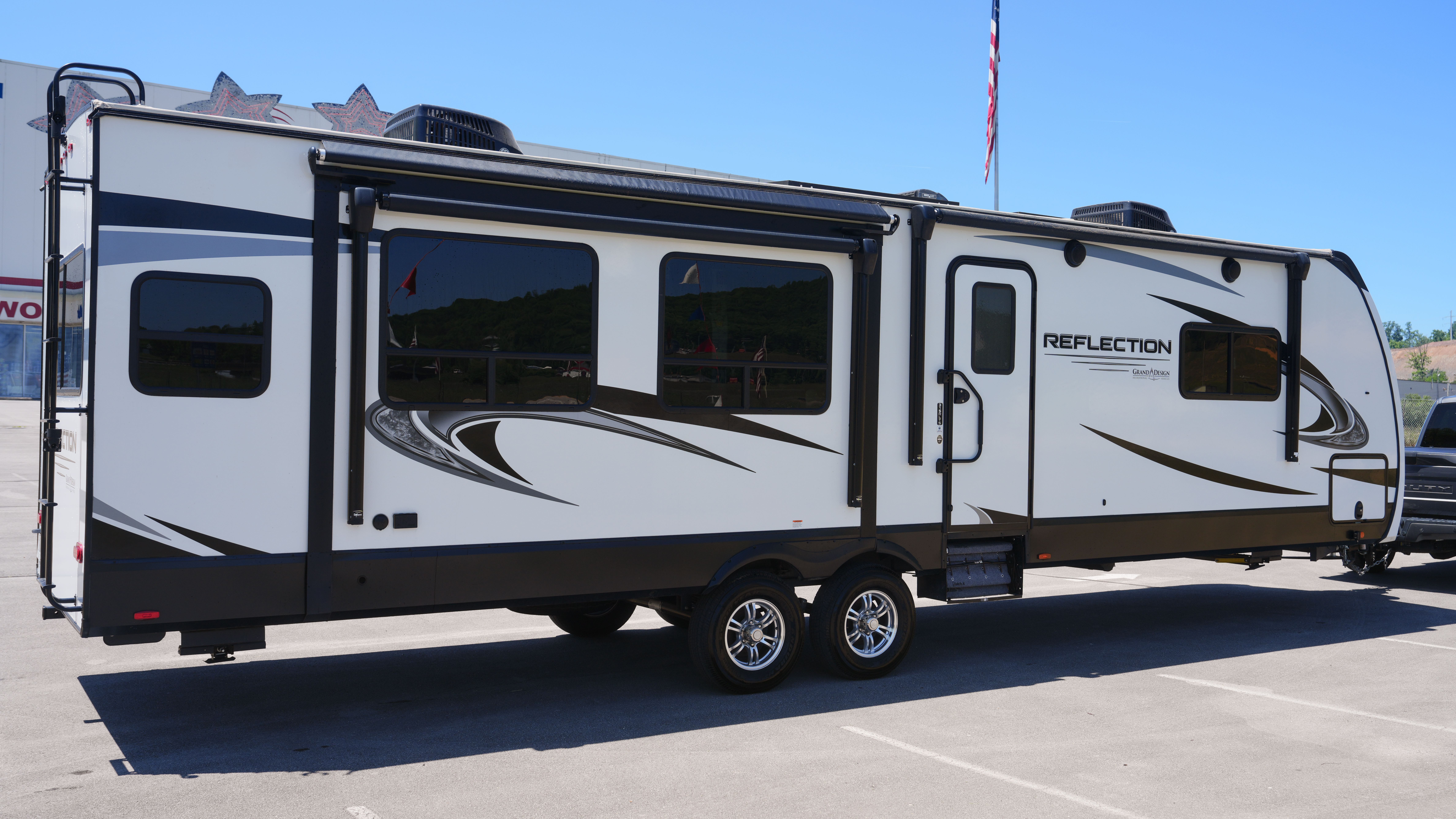 2022 Grand Design REFLECTION 315RLTS RV