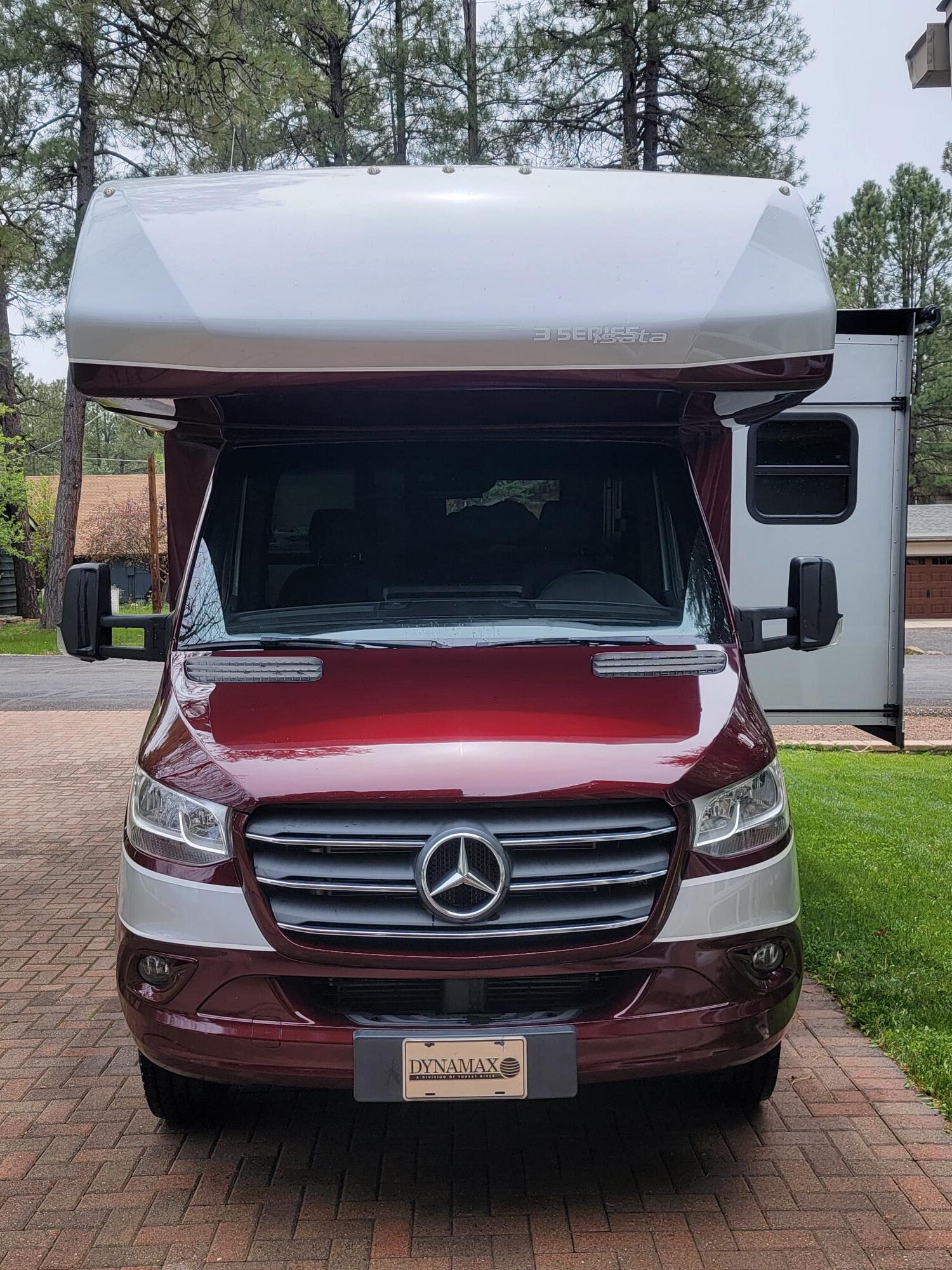 2022 Dynamax Corp ISATA 3 SERIES 24 FWM RV