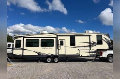 2020 Forest River WILDWOOD HERITAGE GLEN LTZ 338BAR in pelham AL