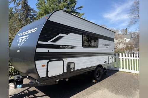 2025 Grand Design TRANSCEND ONE 151BH in dover NH