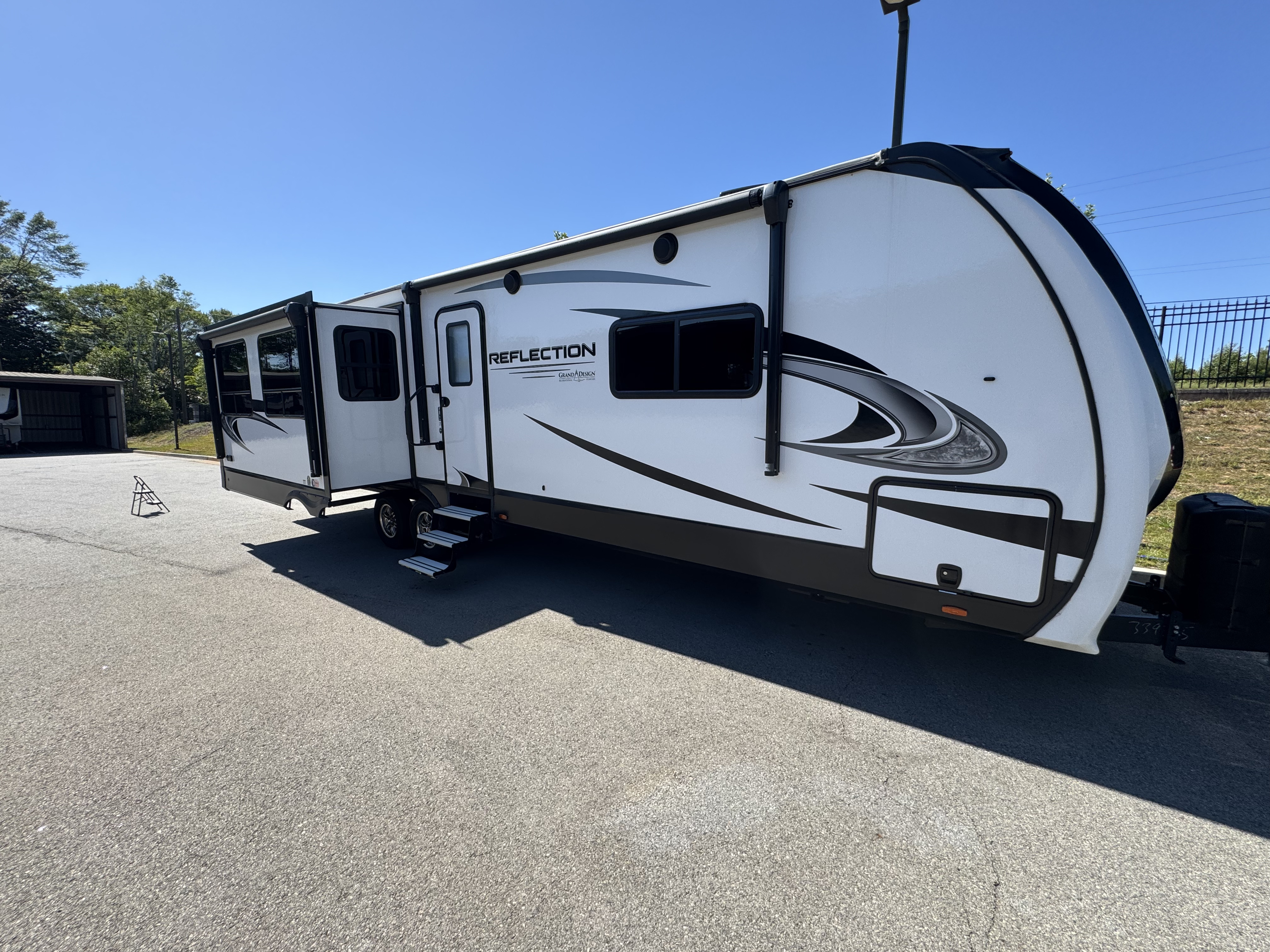 2022 Grand Design REFLECTION 315RLTS RV