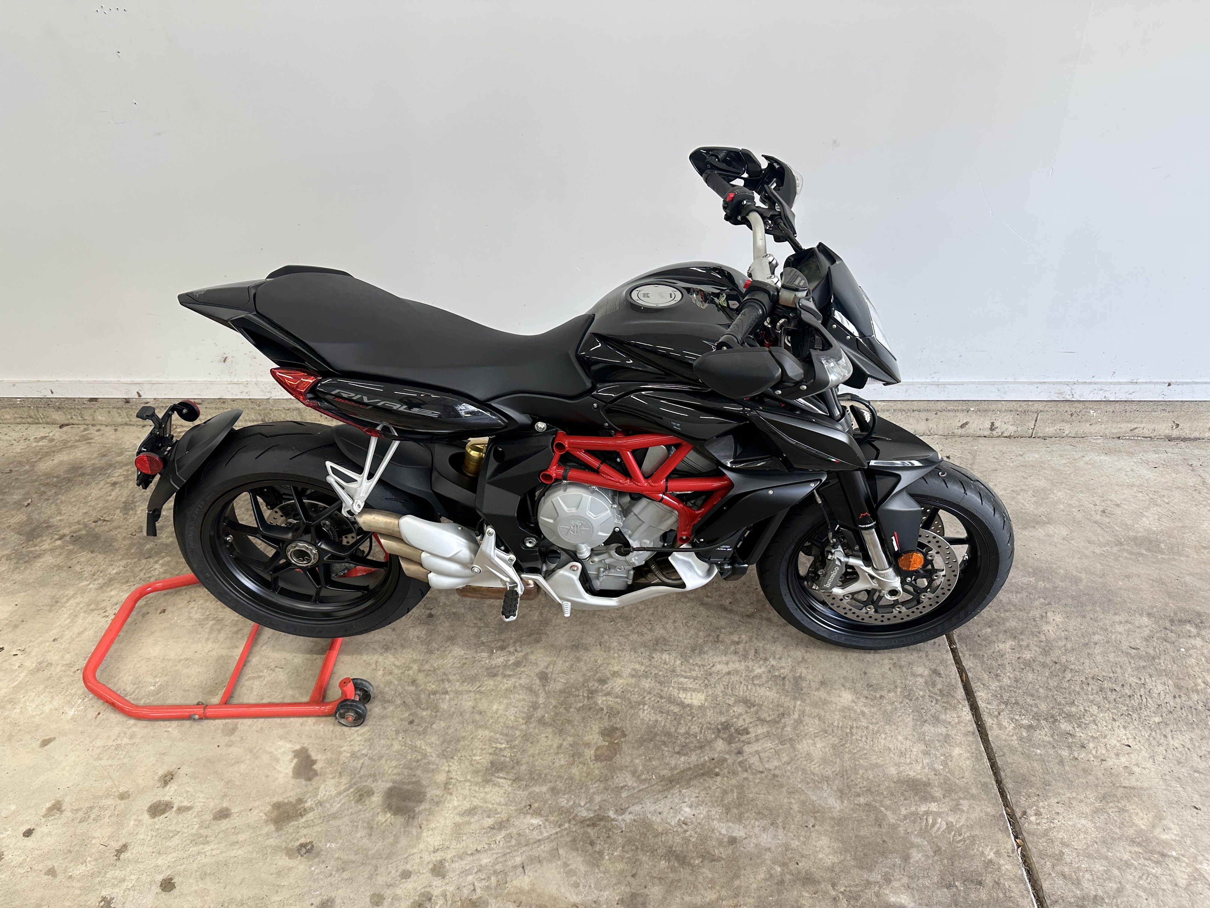 2014 Mv Agusta RIVALE 800 EAS ABS in lake forest IL