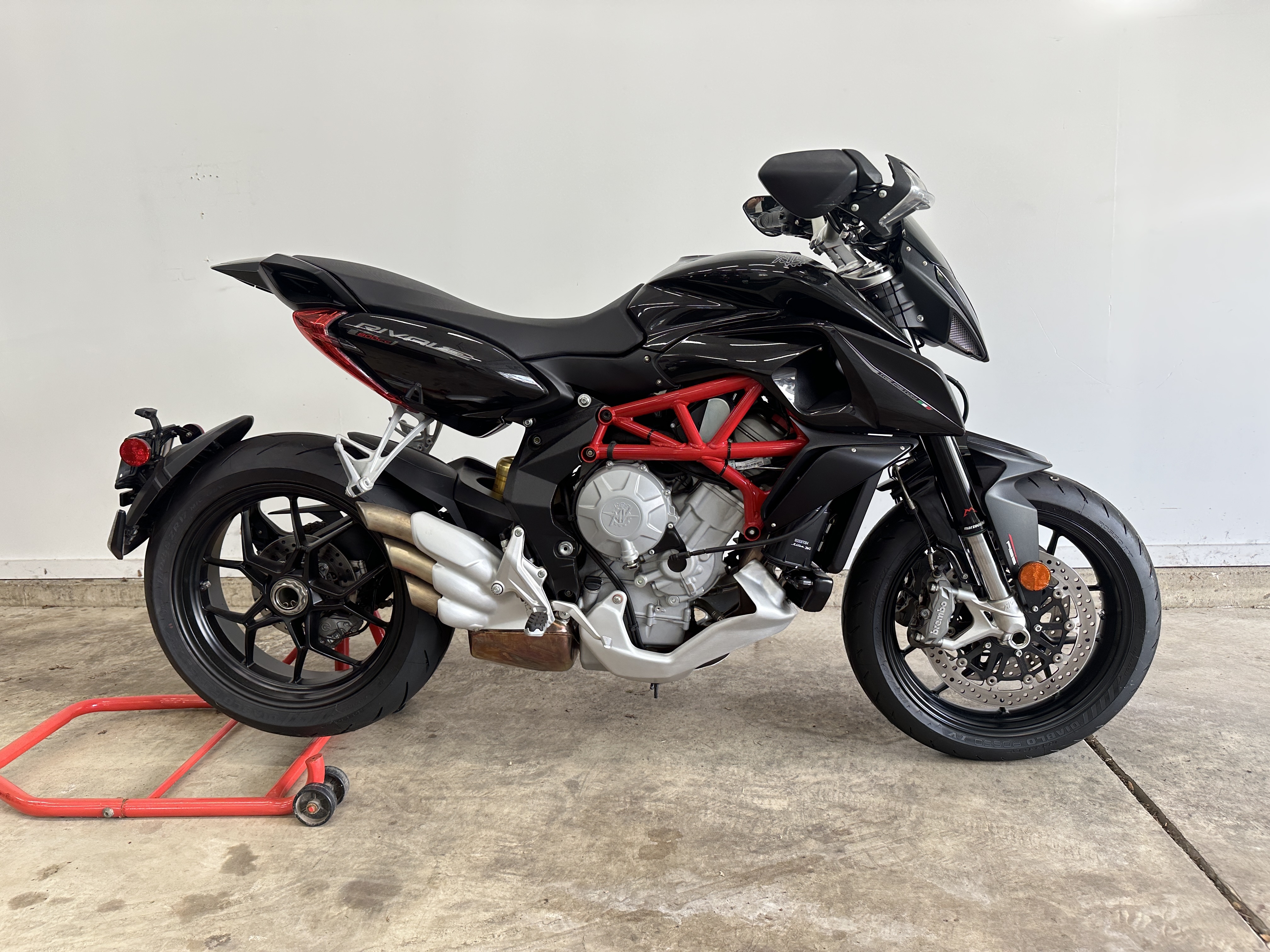2014 Mv Agusta RIVALE 800 EAS ABS 800 EAS ABS in Lake Forest, IL
