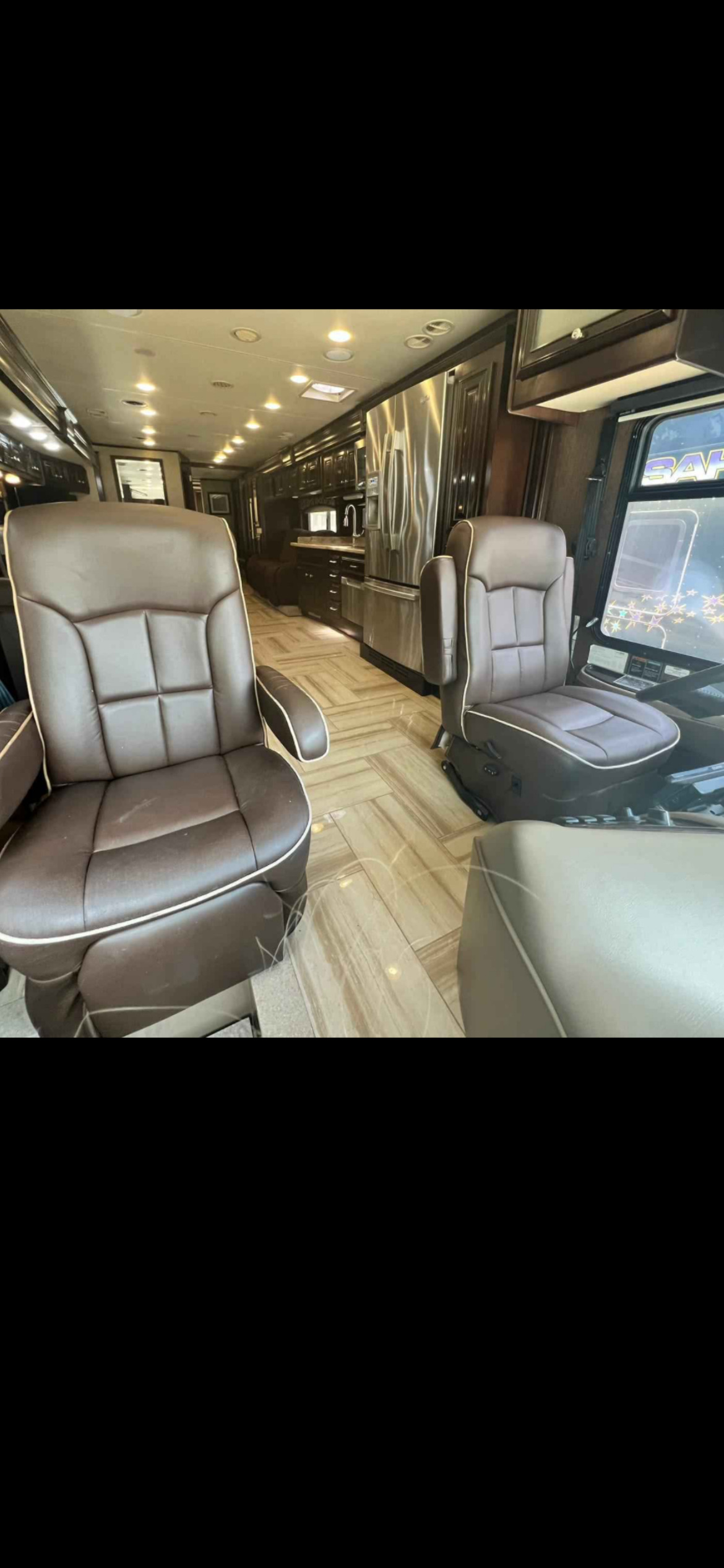 2015 Thor Motor Coach TUSCANY 44MT in carlisle IA