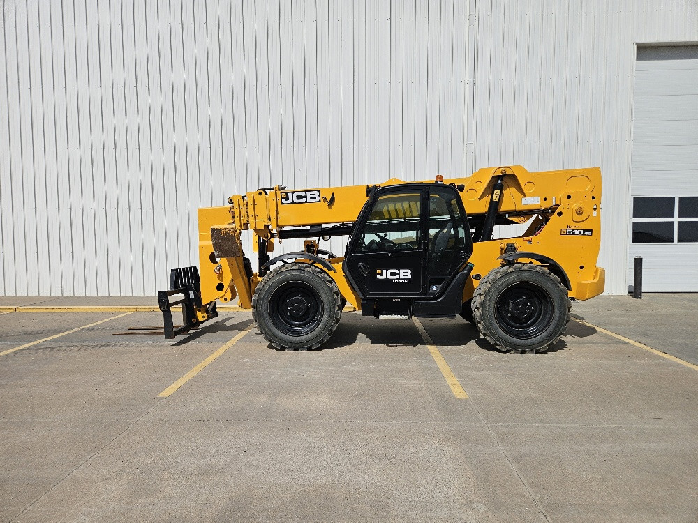 2023 JCB 510-56 in Wamego, KS