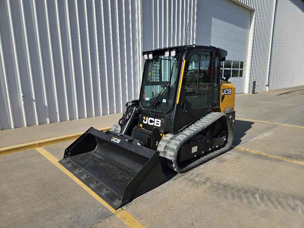 2026 JCB 250T in Wamego, KS