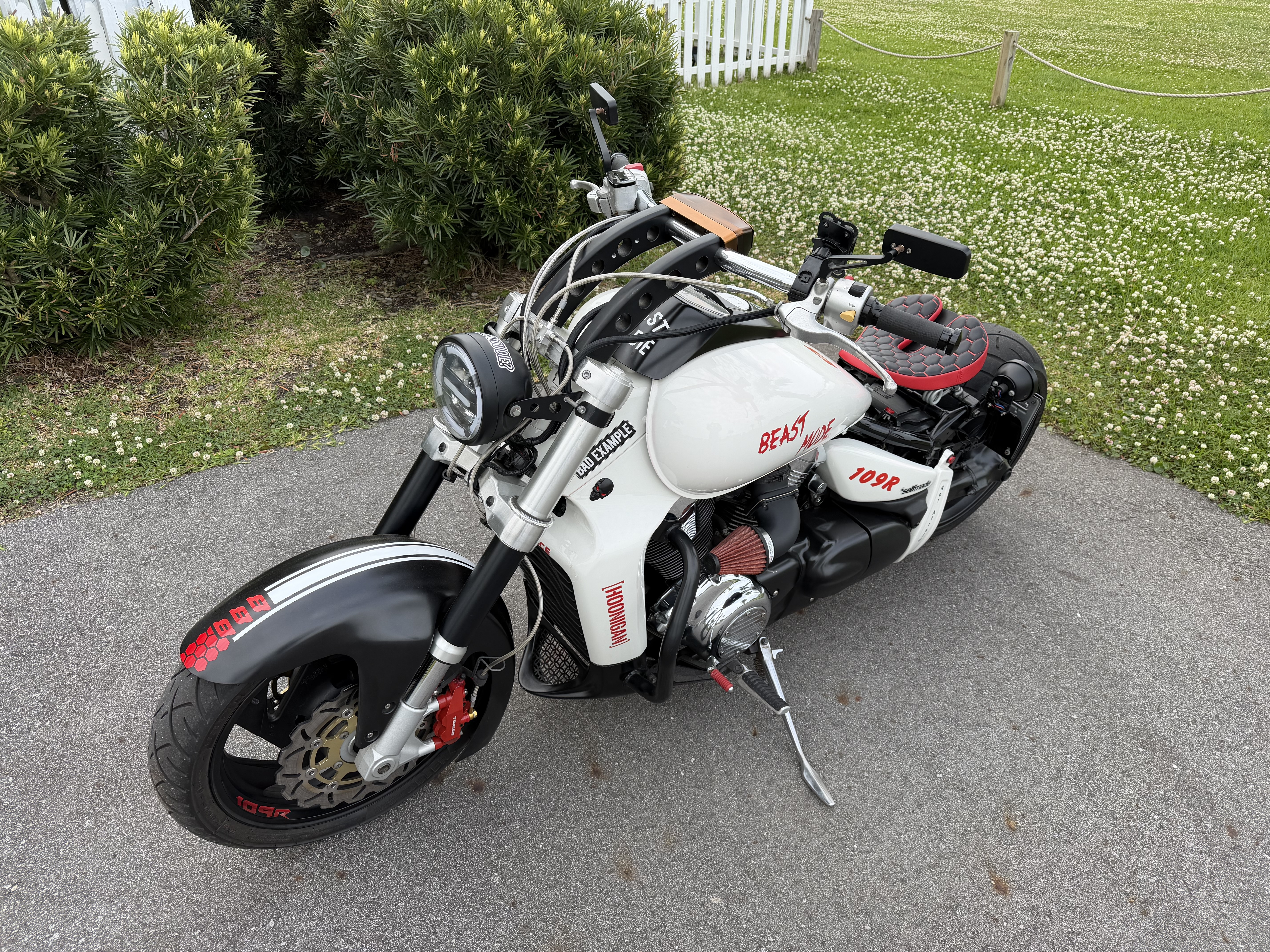 2006 Suzuki BOULEVARD M109R in cedar point NC
