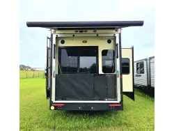 2018 K-Z Durango Gold 382MBQ