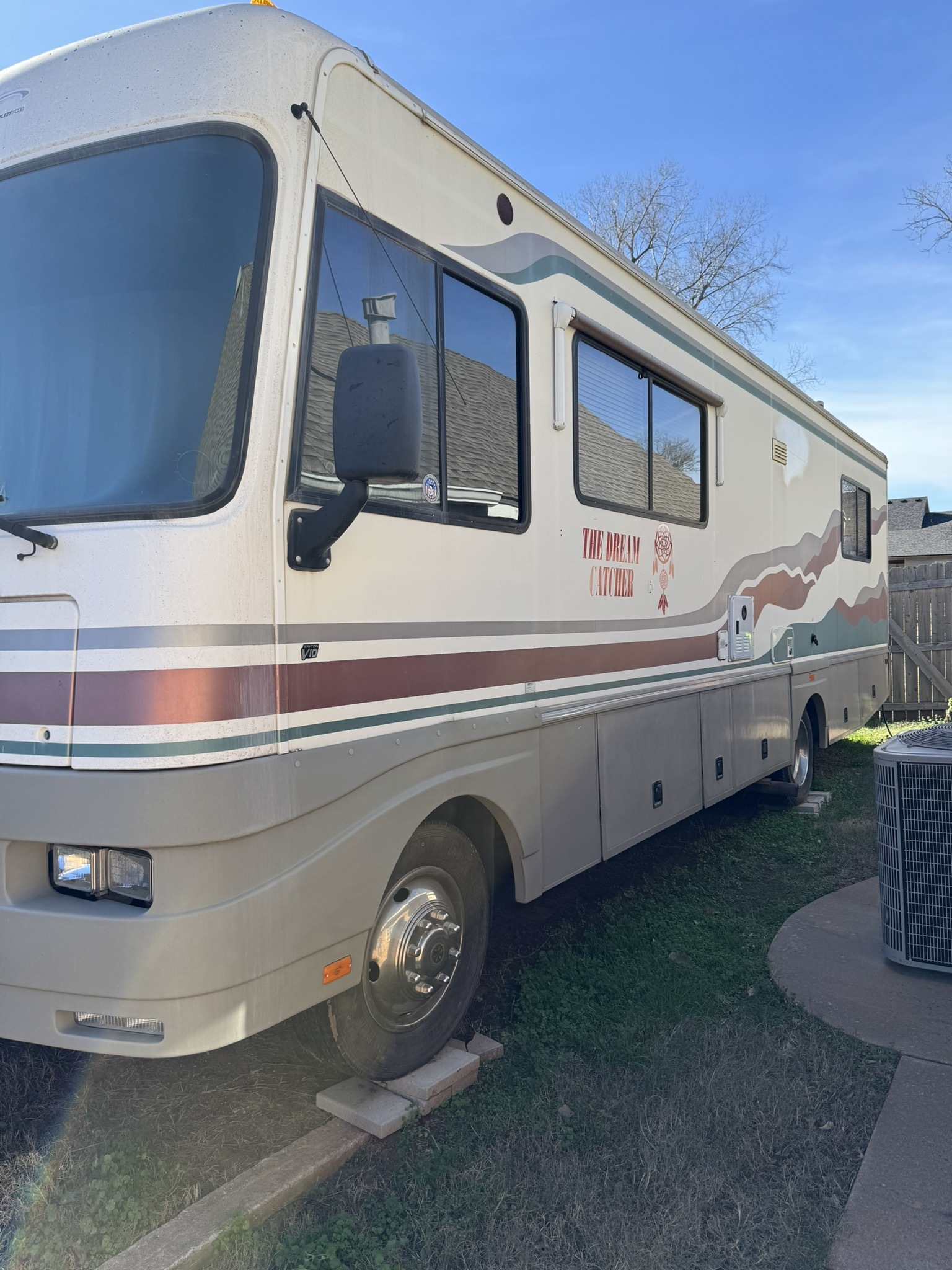1999 Fleetwood SOUTHWIND STORM 27R in purcell OK