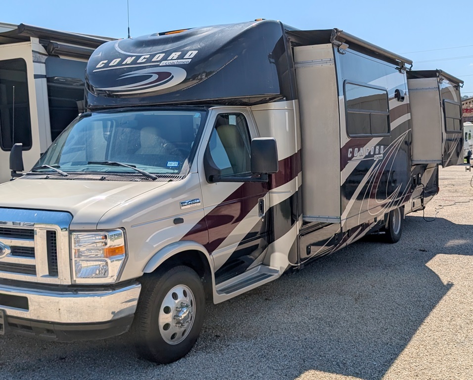 2018 Coachmen CONCORD 300 TS RV