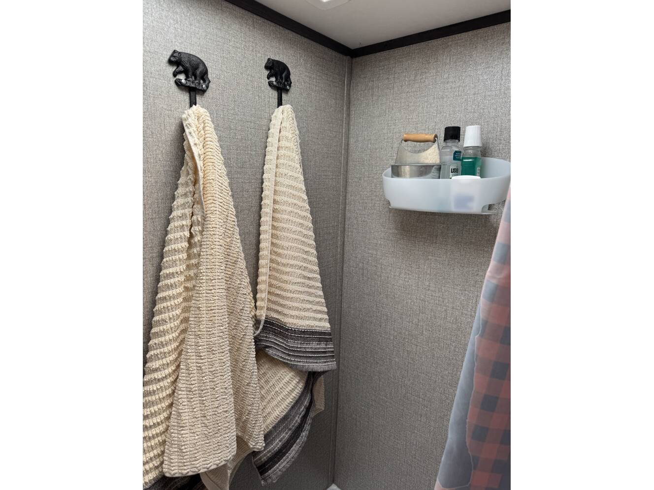 A photo of this 2020 Jayco JAY FLIGHT SLX 184BS